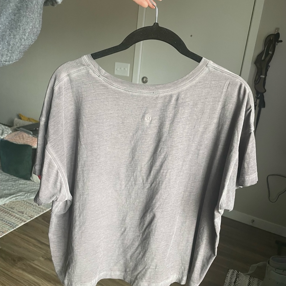 Lululemon Tee - Picture 3 of 3